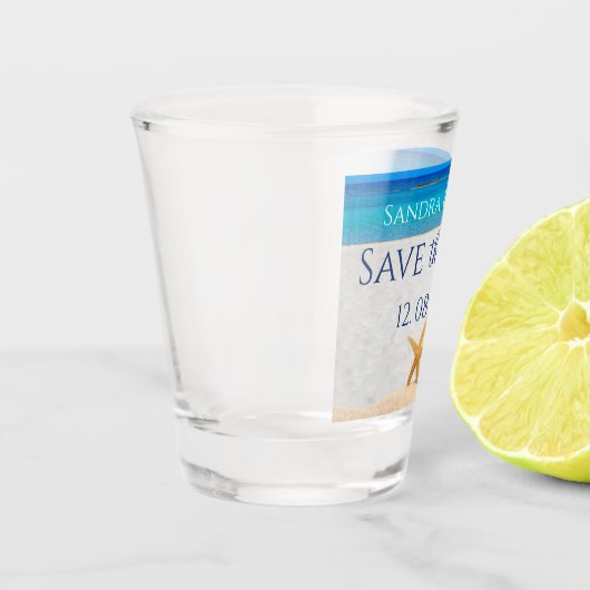 Hochzeit Save the Date, Starfish am Strand des Oze Schnapsglas (Links)