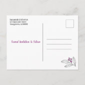 Hochzeit speichern das Datum Minimalistische Lila  Ankündigungspostkarte (Rückseite)