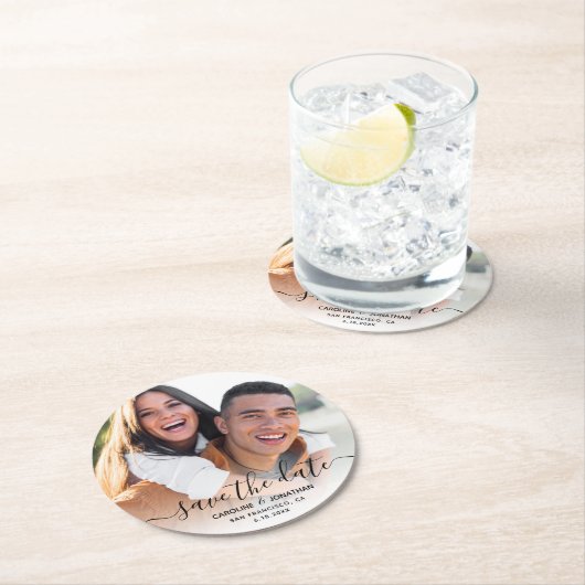 Hochzeit Speichern Sie das Date Foto Script Callig Runder Pappuntersetzer (Vor Ort)