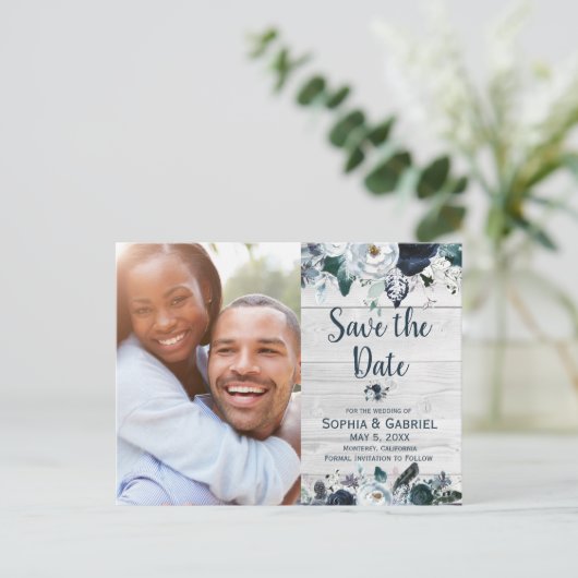 Hochzeit von blauem, weißem, blumengeschmücktem Na Ankündigungspostkarte (Stehend Vorderseite)