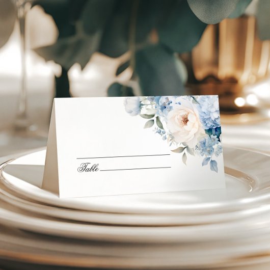 Hochzeit von blauen und weißen Blume Platzkarte