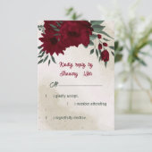 Hochzeit von Burgund Blume RSVP Karte (Stehend Vorderseite)