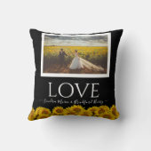 Hochzeit von Foto mit moderner schwarzer Sonnenblu Kissen (Rückseite)