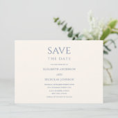 Hochzeit von klassischen Typografie in staubigen B Save The Date (Stehend Vorderseite)