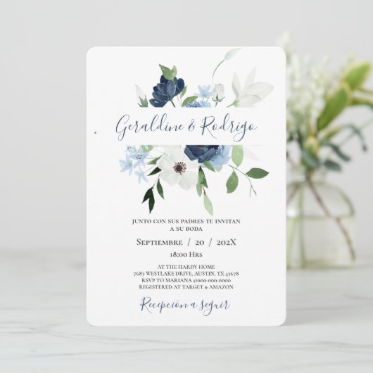 Hochzeit von Navy Blue Floral Spanish Einladung (Stehend Vorderseite)