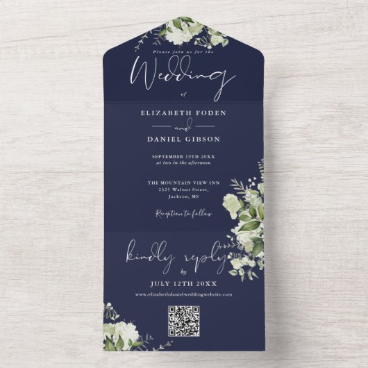 Hochzeit von Navy Blue Greenery QR Code Monogram All In One Einladung (Innen Boden)