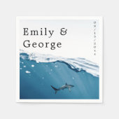 Hochzeit von Navy Blue Underwater Shark Nautical B Serviette (Vorderseite)