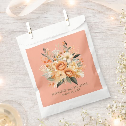 Hochzeit von Pfirsich und Grüner Flora Geschenktütchen (Ausgeschnitten)