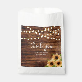 Hochzeit von rustikalem Holz und Sonnenblumen Geschenktütchen
