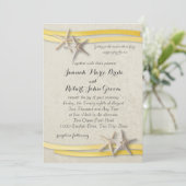 Hochzeit von Starfish und Ribbon Yellow Beach Einladung (Stehend Vorderseite)