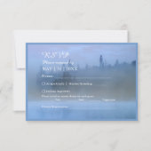 Hochzeit von staubblauer Waldlandschaft RSVP Karte (Vorderseite)