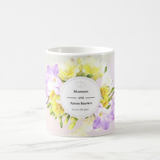 Hochzeit von Watercolor Freesia Blume Kaffeetasse (Mittel)