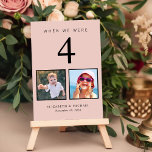 Hochzeitlicher Foto-Spaß Rosa Tischnummer<br><div class="desc">Fun rot rosa Hochzeitsempfang Tischnummern. Jede Tischnummer entspricht Fotos der Braut und des Bräutigams im selben Alter (z. B. für Tabelle 4 Fotos der Braut und des Bräutigams hinzufügen, wenn sie 4 Jahre alt waren). Wenn Sie eine große Anzahl von Tabellen haben, teilen Sie sie in die Hälfte und haben...</div>