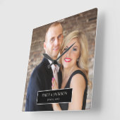 Hochzeitliches Verlobung-Foto Quadratische Wanduhr (Winkel)