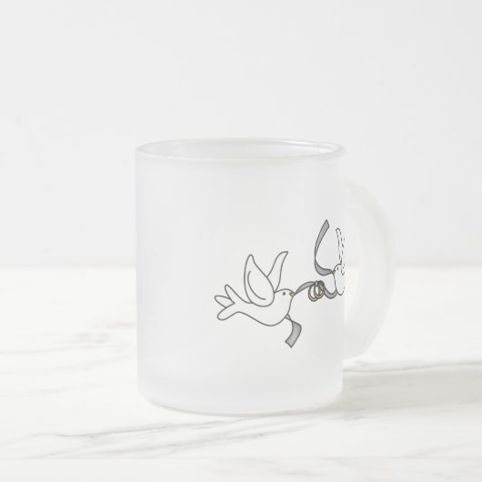 Hochzeits-Tauben mit Ringen Mattglastasse (VorderseiteRechts)