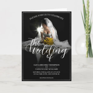 Hochzeitsankündigung mit sitzender Braut - Klassis Karte