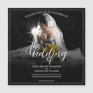 Hochzeitsankündigung mit sitzender Braut - Klassis Magneteinladung