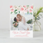 Hochzeitsankündigung Pink Peach Weiße Blüte Einladung (Stehend Vorderseite)