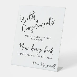 Hochzeitsbäder helfen Ihnen, sich selbst zu minimi Sockelschild