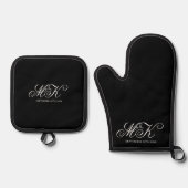 Hochzeitscouples Initial Script Monogram Black Ofenhandschuh & Topflappen-Set (Vorderseite)
