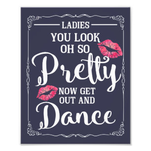 Hochzeitsdamenbadezimmern signieren seltsame Farbe Fotodruck