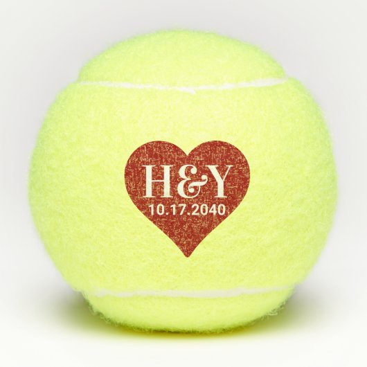 Hochzeitseingänge Monogramm Datum Rotes Herz  Tennisbälle (Vorderseite)