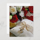 Hochzeitseinladung mit Rose und Ringen auf der Vor Einladung (Vorne/Hinten)