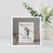 Hochzeitseinladung Vorlage mit romantischem Paar (Stehend Vorderseite)