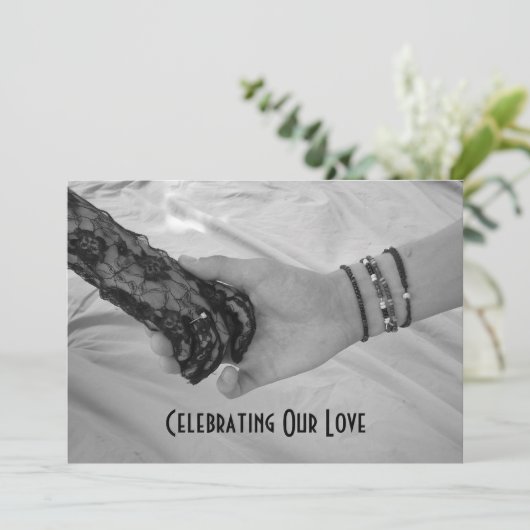 Hochzeitseinladungen, Zwei-Hände-Holding Einladung (Stehend Vorderseite)