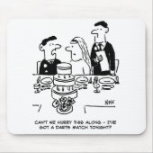 Hochzeitsempfang Bräutigam hat ein Darts Match Mousepad (Vorne)