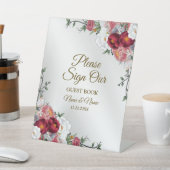 Hochzeitsfeier Farbenfrohe Rote Blütensilber Sockelschild (In SItu)