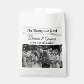 Hochzeitsfeier für Zeitungen - Schwarz-Weiß-Foto Geschenktütchen (Vorderseite)