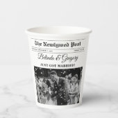 Hochzeitsfeier für Zeitungen - Schwarz-Weiß-Foto Pappbecher (Vorderseite)