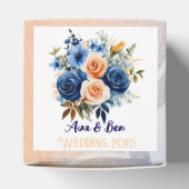 Hochzeitsfeier mit blauen und pfirsichfarbenen Blu Geschenkschachtel (Oben)