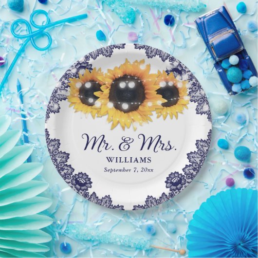 Hochzeitsfeier mit blauer, rustikal-schicker Spitz Pappteller (Party)