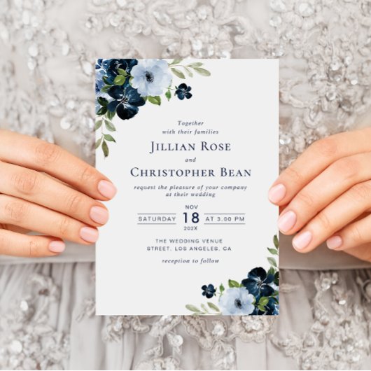 Hochzeitsfeier mit blühenden Blumen Einladung