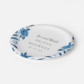 Hochzeitsfeier mit Blumen in Blau und Weiß Pappteller (Schrägansicht)