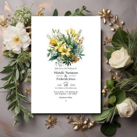 Hochzeitsfeier mit Evergreen und Gold Floral Sprin Einladung