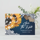 Hochzeitsfeier mit Sonnenblumen Save The Date (Stehend Vorderseite)