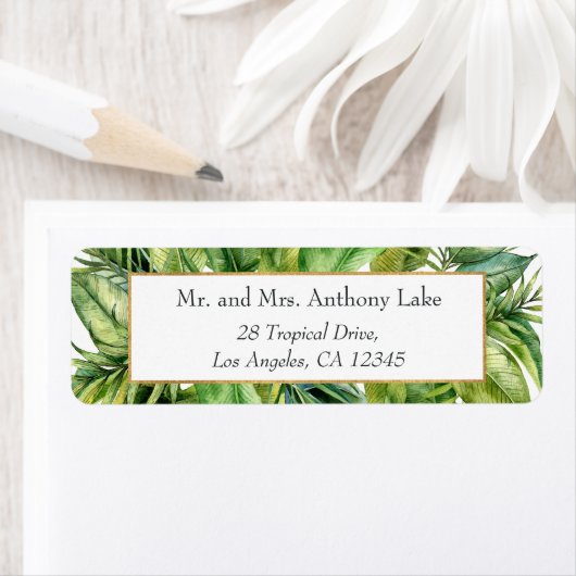 Hochzeitsfeier mit tropischem Flora (Insitu)