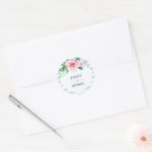 Hochzeitsfeier mit tropischer Vegetation Runder Aufkleber (Umschlag)