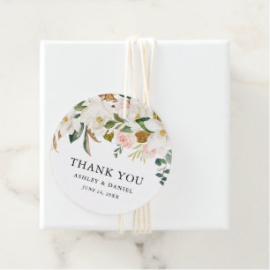 Hochzeitsfeier zwischen Rosen und Weißer Magnolien Geschenkanhänger