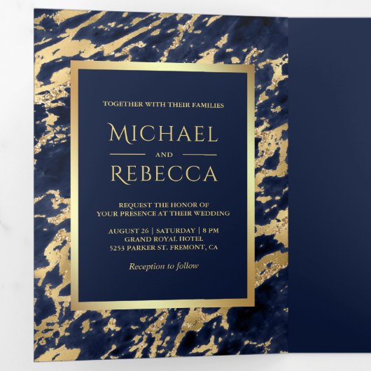 Hochzeitsfeiern mit blauem Marmor-Imitat Gold Foil Dreifach Gefaltete Einladung (Innen Erste Seite)