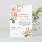 Hochzeitsfeiern mit weißer Rose und Pfirsichpfirsi Einladung (Stehend Vorderseite)