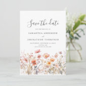 Hochzeitsflasche mit floraler Wildblume Save The Date (Stehend Vorderseite)