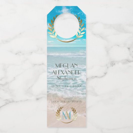 Hochzeitsflasche | Modern Monogram Beach Flaschenanhänger (Vorderseite)