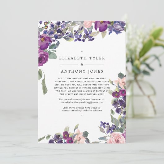 Hochzeitsgäste mit eingeschränkter Violett- und Pf Ankündigung (Stehend Vorderseite)