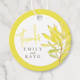 Hochzeitsgelbes Nadelkraut Geschenkanhänger