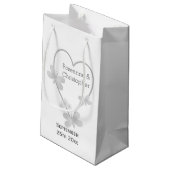 Hochzeitsgeschenk Tasche Silberne Herz Schmetterli Kleine Geschenktüte (Rückseite Schrägansicht)