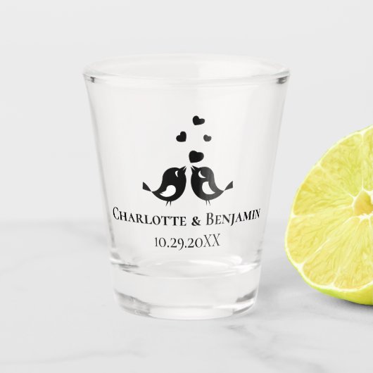 Hochzeitsgeschenke mit Monogramm Schwarz Schnapsglas (Vorderseite)
